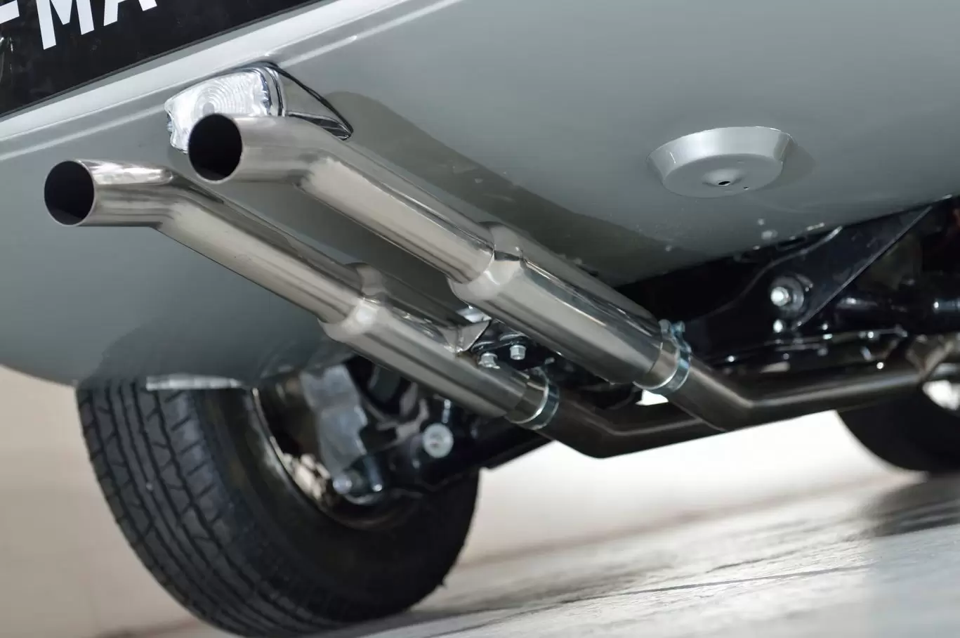 Silver Jaguar E Type S1 4.2 1967