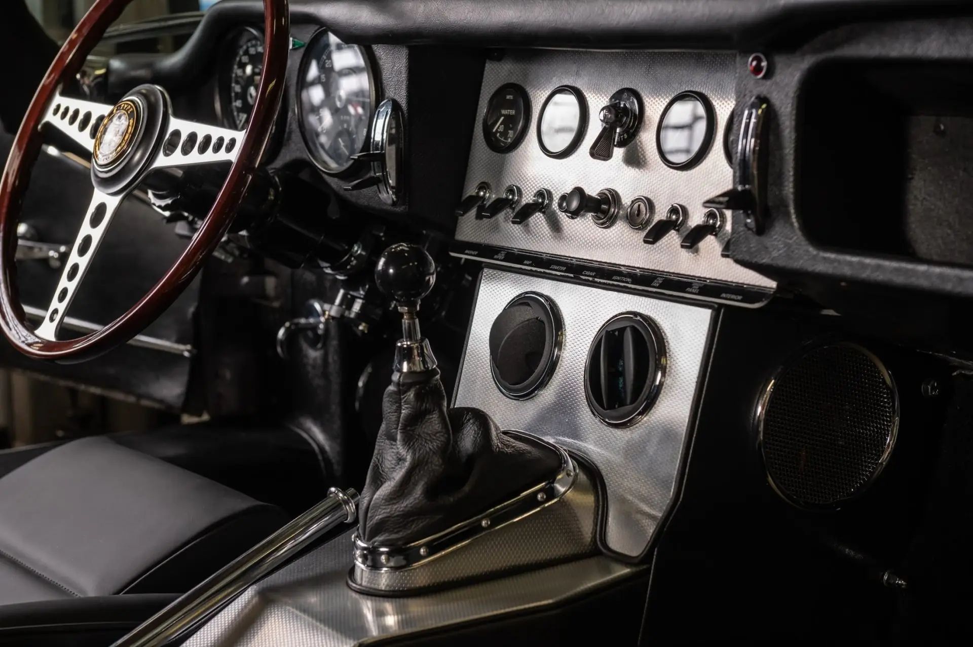 Classic car climate control upgrade options with Clayton Classics