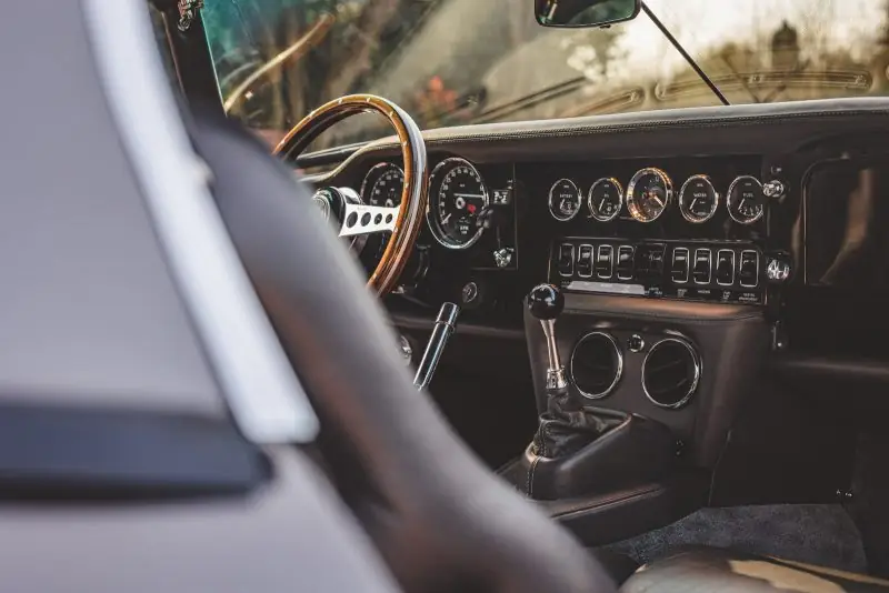 Classic car climate control upgrade options in Coventry with experts Clayton Classics